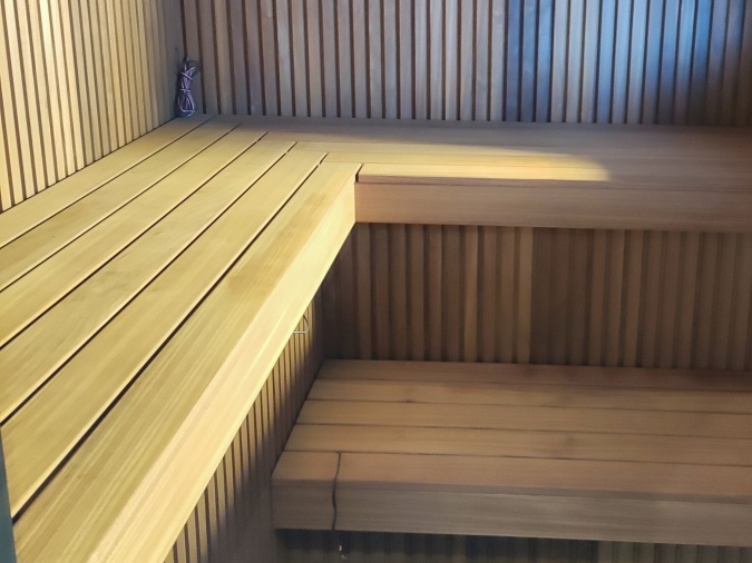 Bijgebouw of Aanbouw: Tuinhuis met sauna